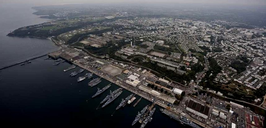 Replacement Of Dock Crane To Brest Naval Base Axs Ingenierie